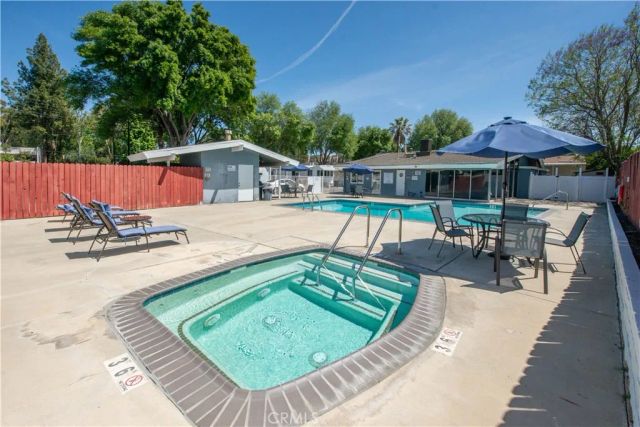 6545 Wilbur 92, Reseda, CA 91335