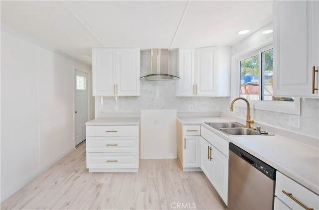 6545 Wilbur 92, Reseda, CA 91335