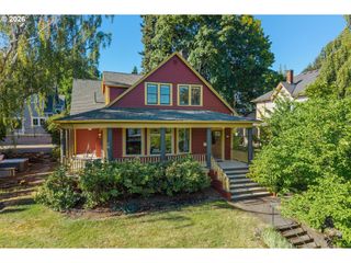 811 OAK St, Hood River, OR 97031