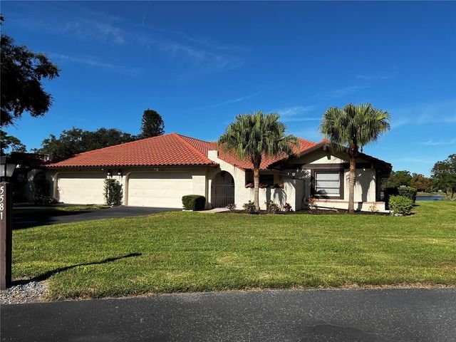 5581 GOLF POINTE DRIVE, Sarasota, FL 34243