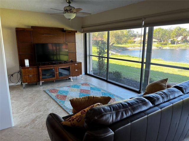 5581 GOLF POINTE DRIVE, Sarasota, FL 34243