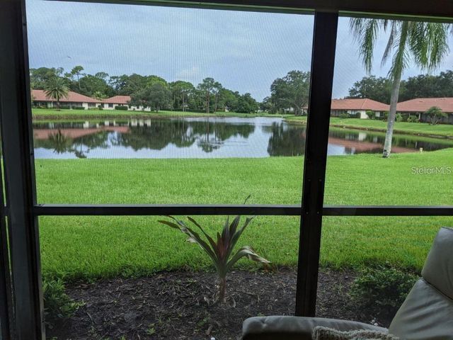 5581 GOLF POINTE DRIVE, Sarasota, FL 34243