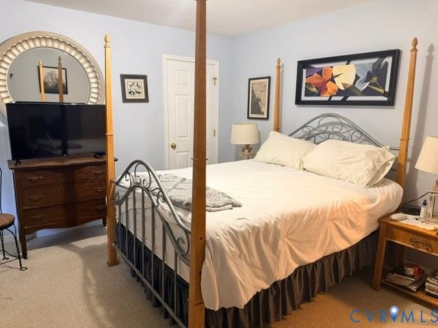 3020 Chartwood Dr, Sandston, VA 23150