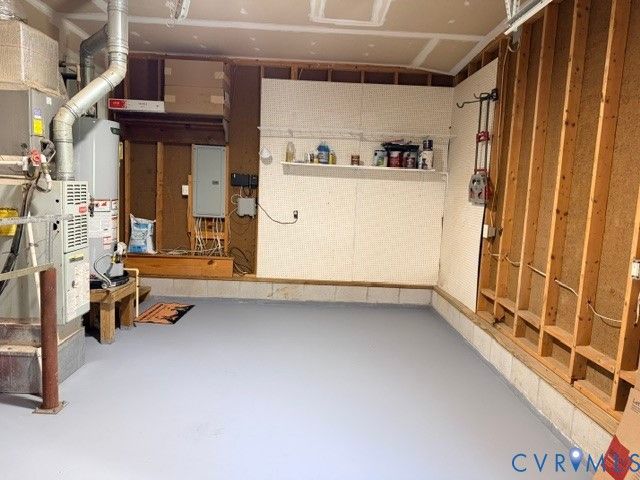 3020 Chartwood Dr, Sandston, VA 23150