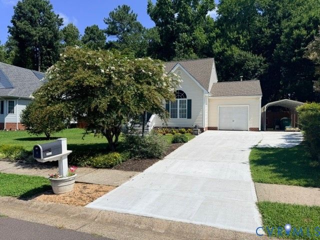 3020 Chartwood Dr, Sandston, VA 23150