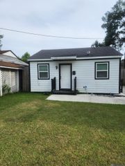 4135 Mohican St, Baton Rouge, LA 70805