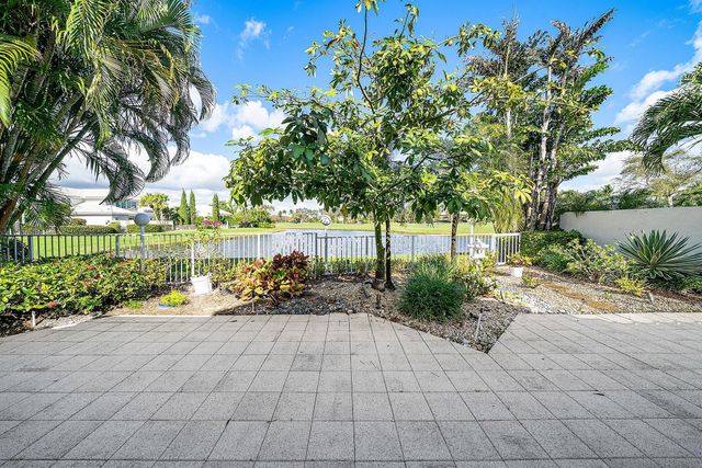 5791 Bridleway Circle, Boca Raton, FL 33496