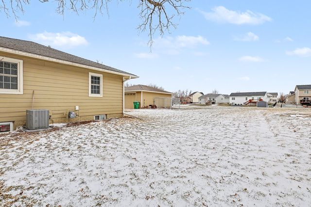 746 SW 54th Street, Ankeny, IA 50023