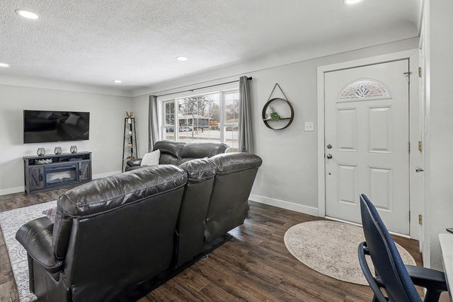 746 SW 54th Street, Ankeny, IA 50023