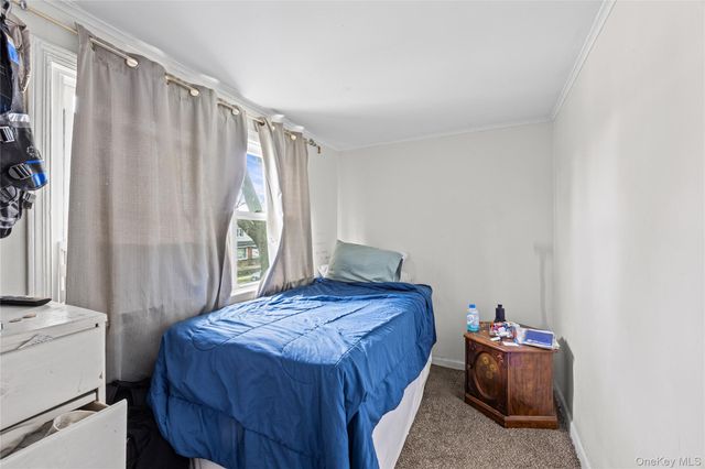 282 Caryl Drive, Lawrence, NY 11559