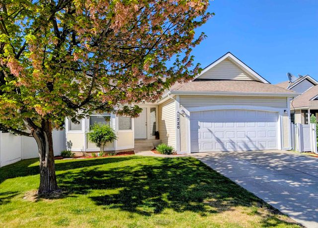 1720 W BRIAR Ln, Spokane, WA 99208