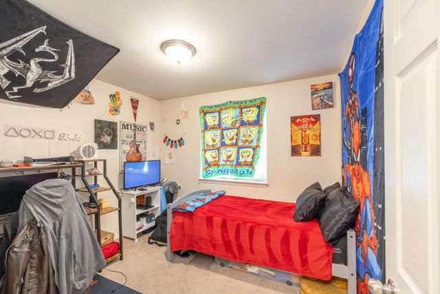 1720 W BRIAR Ln, Spokane, WA 99208