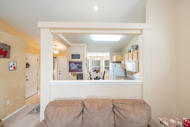 1720 W BRIAR Ln, Spokane, WA 99208