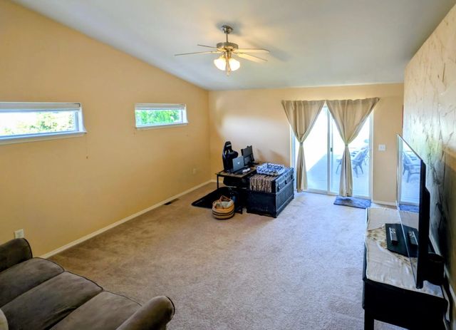 1720 W BRIAR Ln, Spokane, WA 99208