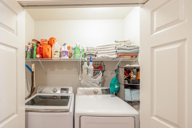 1720 W BRIAR Ln, Spokane, WA 99208