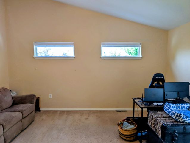 1720 W BRIAR Ln, Spokane, WA 99208
