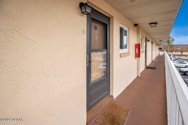 144 S Halifax Ave Apt 8, Daytona Beach, FL 32118