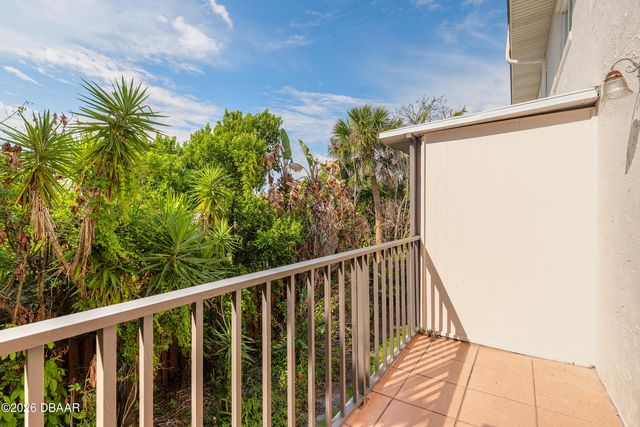 144 S Halifax Ave Apt 8, Daytona Beach, FL 32118