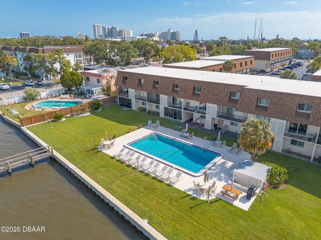 144 S Halifax Ave Apt 8, Daytona Beach, FL 32118