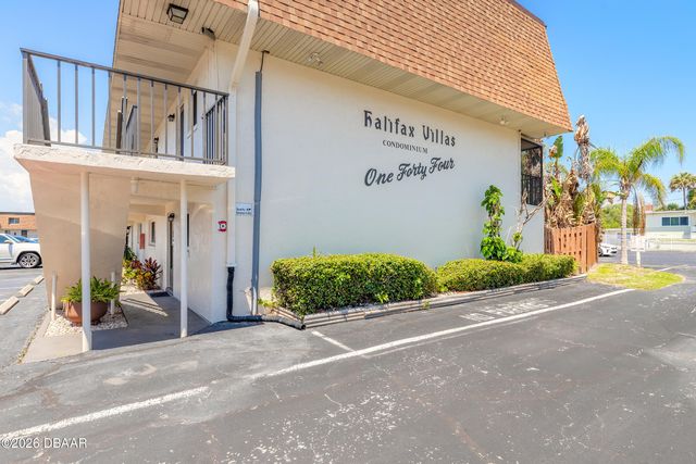 144 S Halifax Ave Apt 8, Daytona Beach, FL 32118