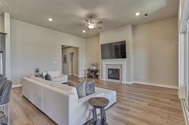 1716 Encino Boulevard, Conroe, TX 77304