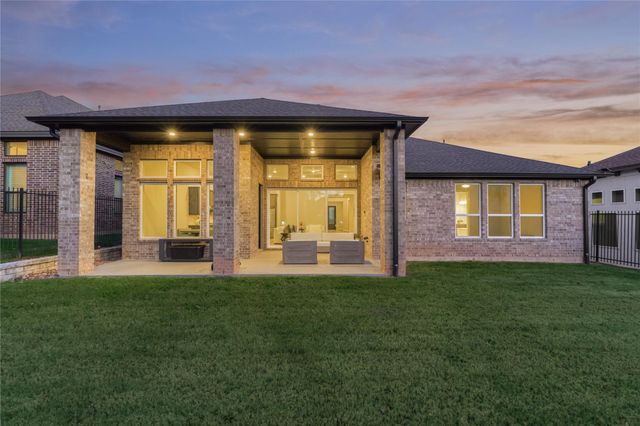 1716 Encino Boulevard, Conroe, TX 77304