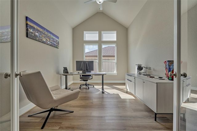 1716 Encino Boulevard, Conroe, TX 77304