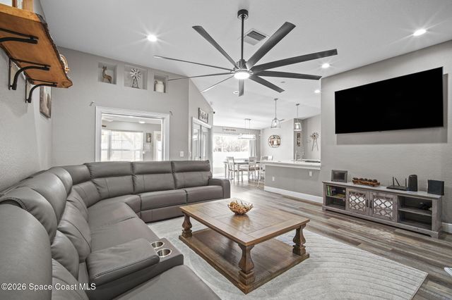 1845 Turpentine Road, Mims, FL 32754