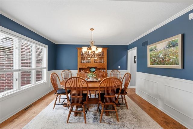 2905 SW Shrout Creek Drive, Blue Springs, MO 64015