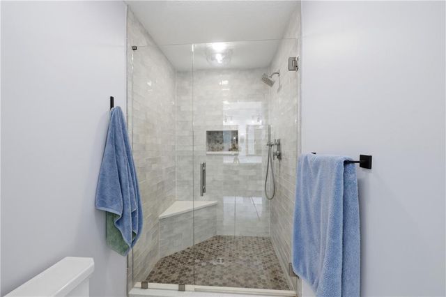 2905 SW Shrout Creek Drive, Blue Springs, MO 64015