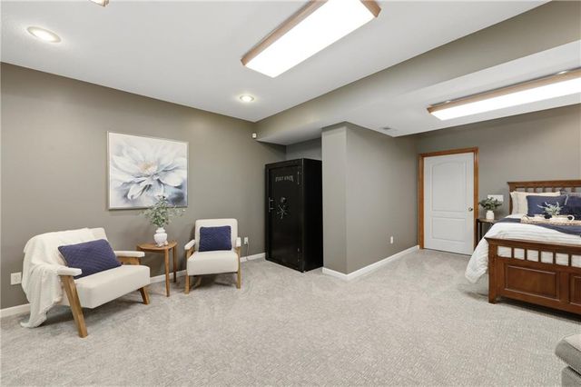 2905 SW Shrout Creek Drive, Blue Springs, MO 64015