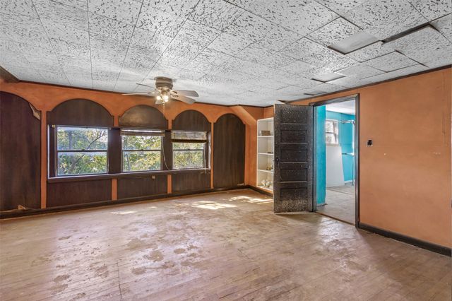 511 Highland Avenue, Waxahachie, TX 75165