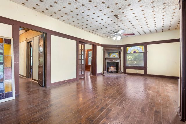 511 Highland Avenue, Waxahachie, TX 75165