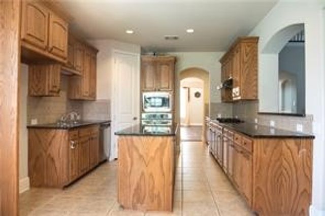 3605 Leanne Drive, Flower Mound, TX 75022