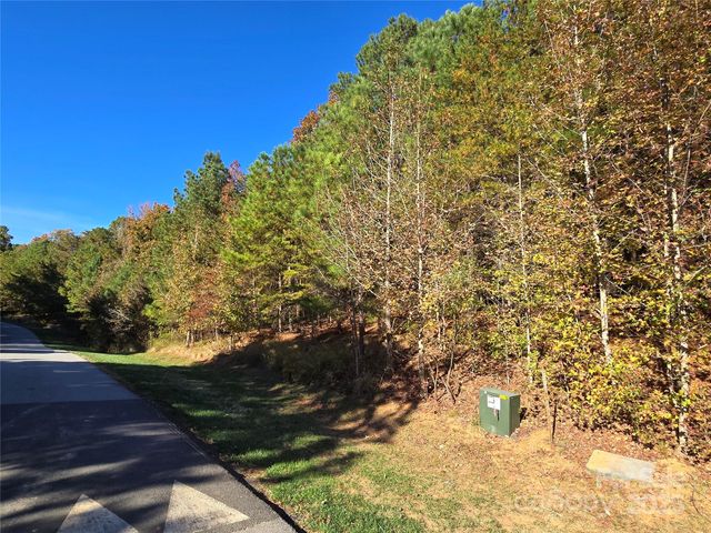 176 Mallard Drive, Badin Lake, NC 28127