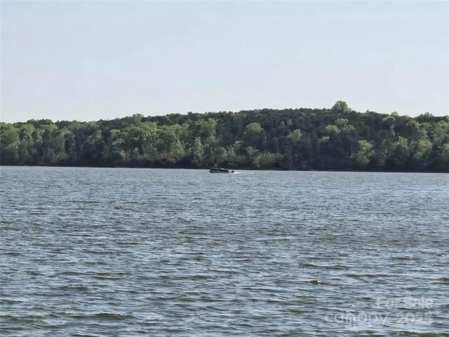 176 Mallard Drive, Badin Lake, NC 28127