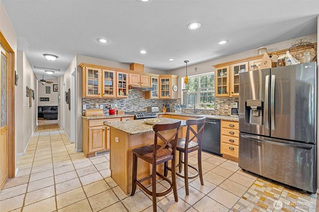 7203 Erna Lane, Sedro Woolley, WA 98284