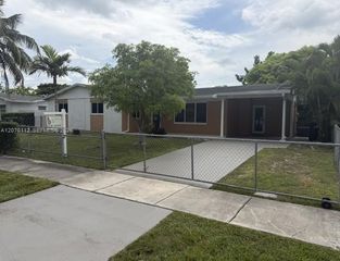 19920 SW 118th Place, Miami, FL 33177