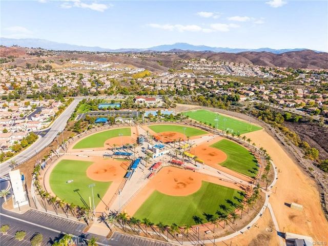 52988 Astrid, Lake Elsinore, CA 92532