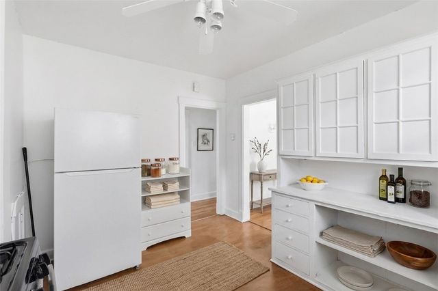 3011-3013 Pioneer Ave, Brookline, PA 15226