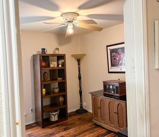 1324 N Creek Drive, Saginaw, TX 76179