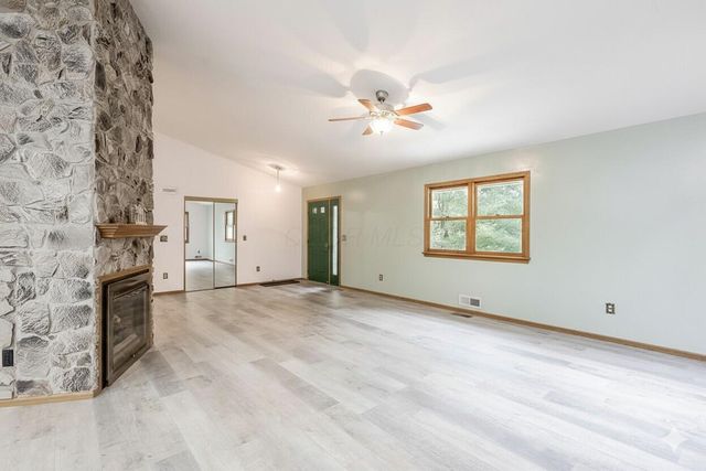 7664 Denunes Road, Johnstown, OH 43031