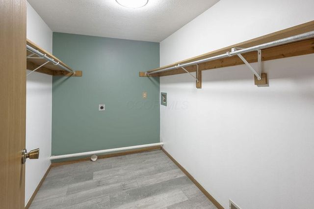 7664 Denunes Road, Johnstown, OH 43031