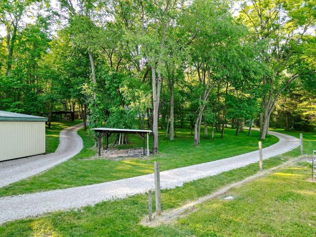 7664 Denunes Road, Johnstown, OH 43031