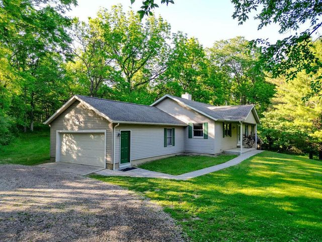 7664 Denunes Road, Johnstown, OH 43031