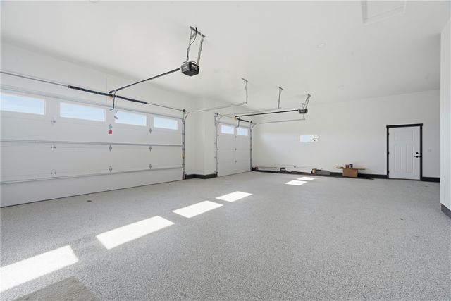 718 Pointer Circle, Center Point, IA 52213