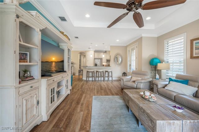 8332 Lucello TER N, Naples, FL 34114