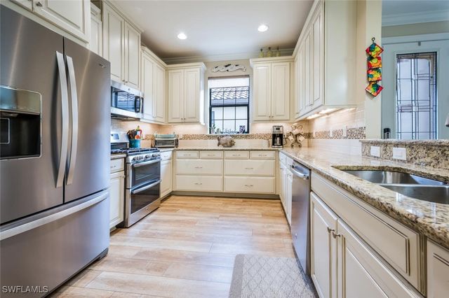 8332 Lucello TER N, Naples, FL 34114