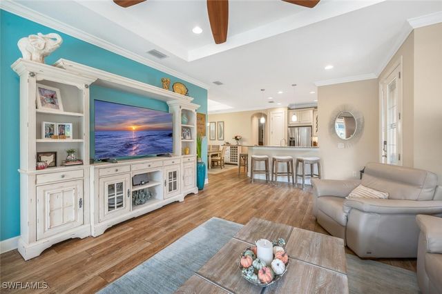 8332 Lucello TER N, Naples, FL 34114