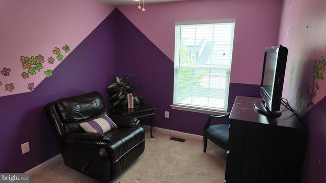 91 EISENTOWN DR, Lovettsville, VA 20180